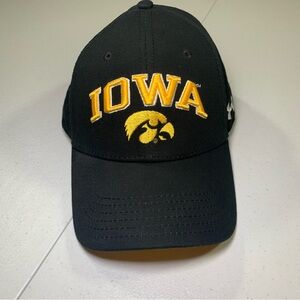 Under Armour Iowa Hawkeyes Black And Gold Mens Hat Cap One Size Adjustable